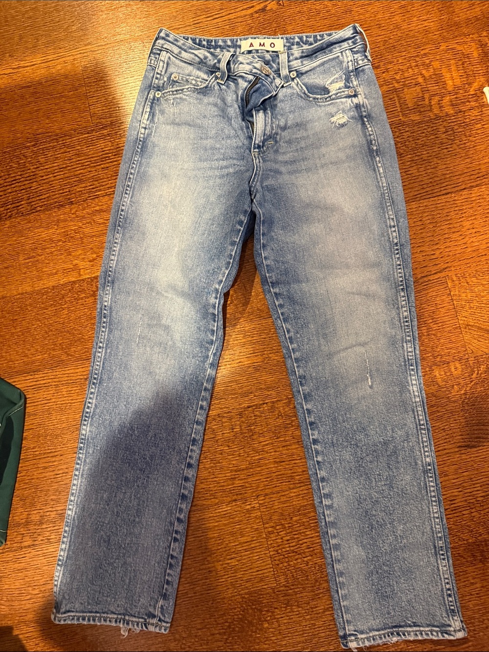 AMO Chloe crop jeans